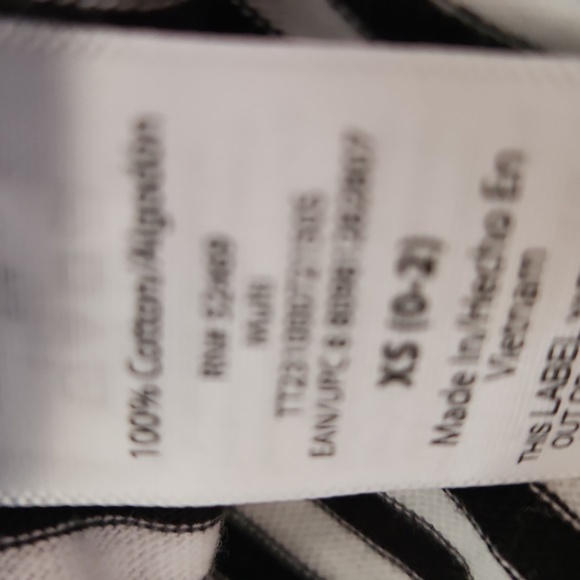 Time and Tru 4/$10 - Picture 7 of 9